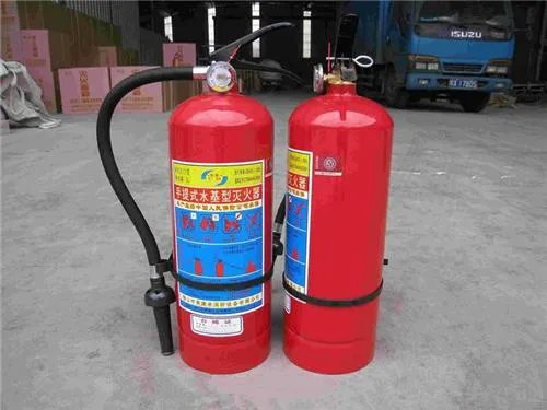 灭火器使用的四个步骤