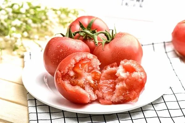 红薯不能和什么食物一起吃