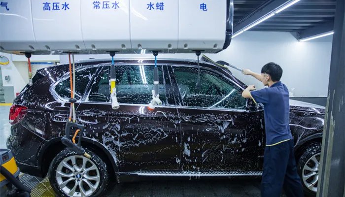 水蜡洗车液怎么使用 水蜡洗车液是怎么使用