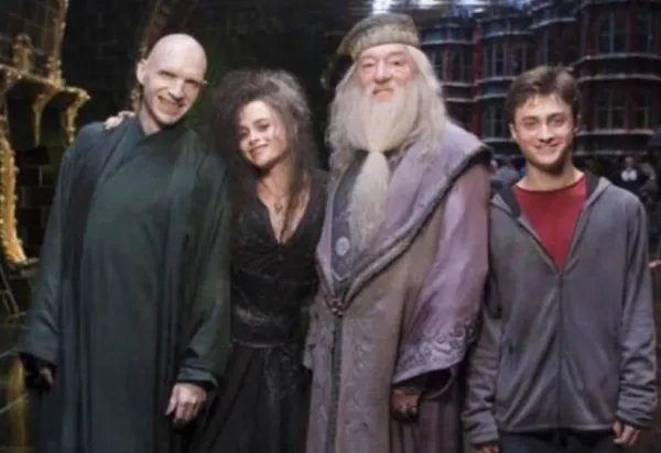 哈利波特死了8个演员