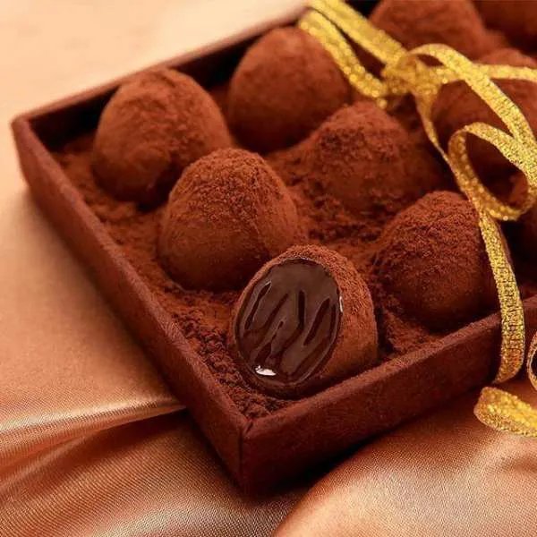 十大最好吃的网红零食是哪些