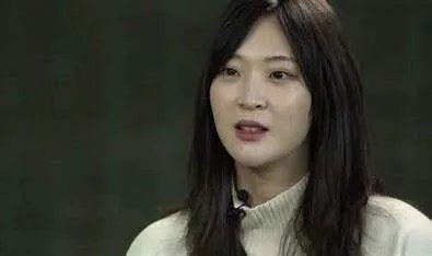 截然不同的拼音和翻译