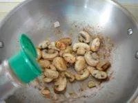 黄油蘑菇的做法步骤图，黄油蘑菇怎么做好吃