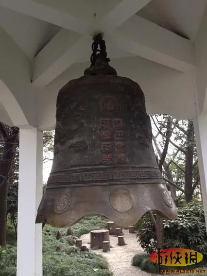 埃及神庙刻字者引公愤 盘点中国式“到此一游”