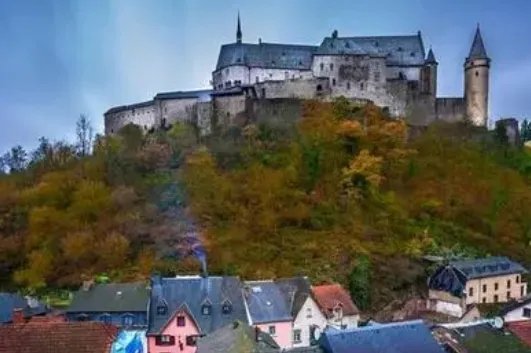 卢森堡人口及面积是多少？