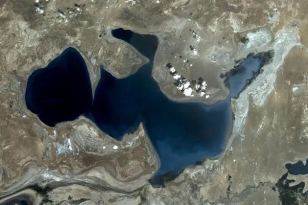 咸海现在有多大