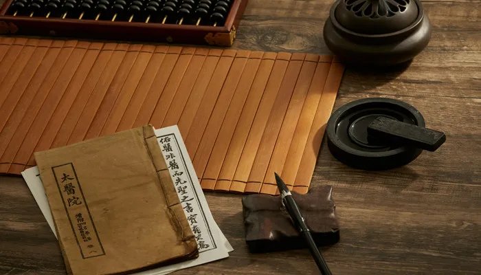 闭门造车打一动物 什么叫闭门造车