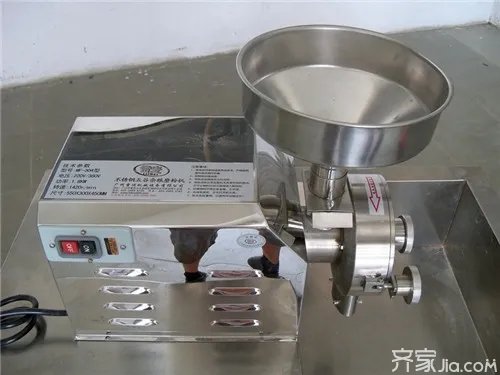 超细磨粉机什么牌子好？超细磨粉机的性能