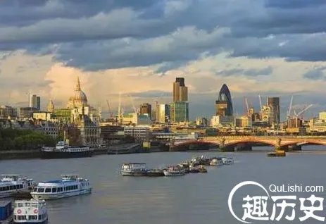 盘点世界十大最富国家中国超日本成第二富国家