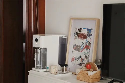 饮水机里面漏水怎么回事