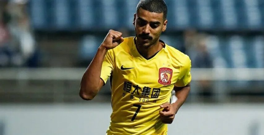 恒大外援阿兰肘击刘奕鸣会被禁赛吗？