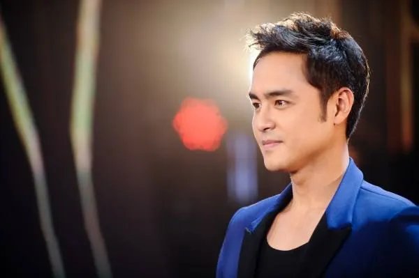 拥有不幸童年的明道升级当爸，原生家庭的苦难可以克服吗？