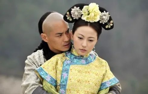 马尔泰若兰流产的孩子是谁的