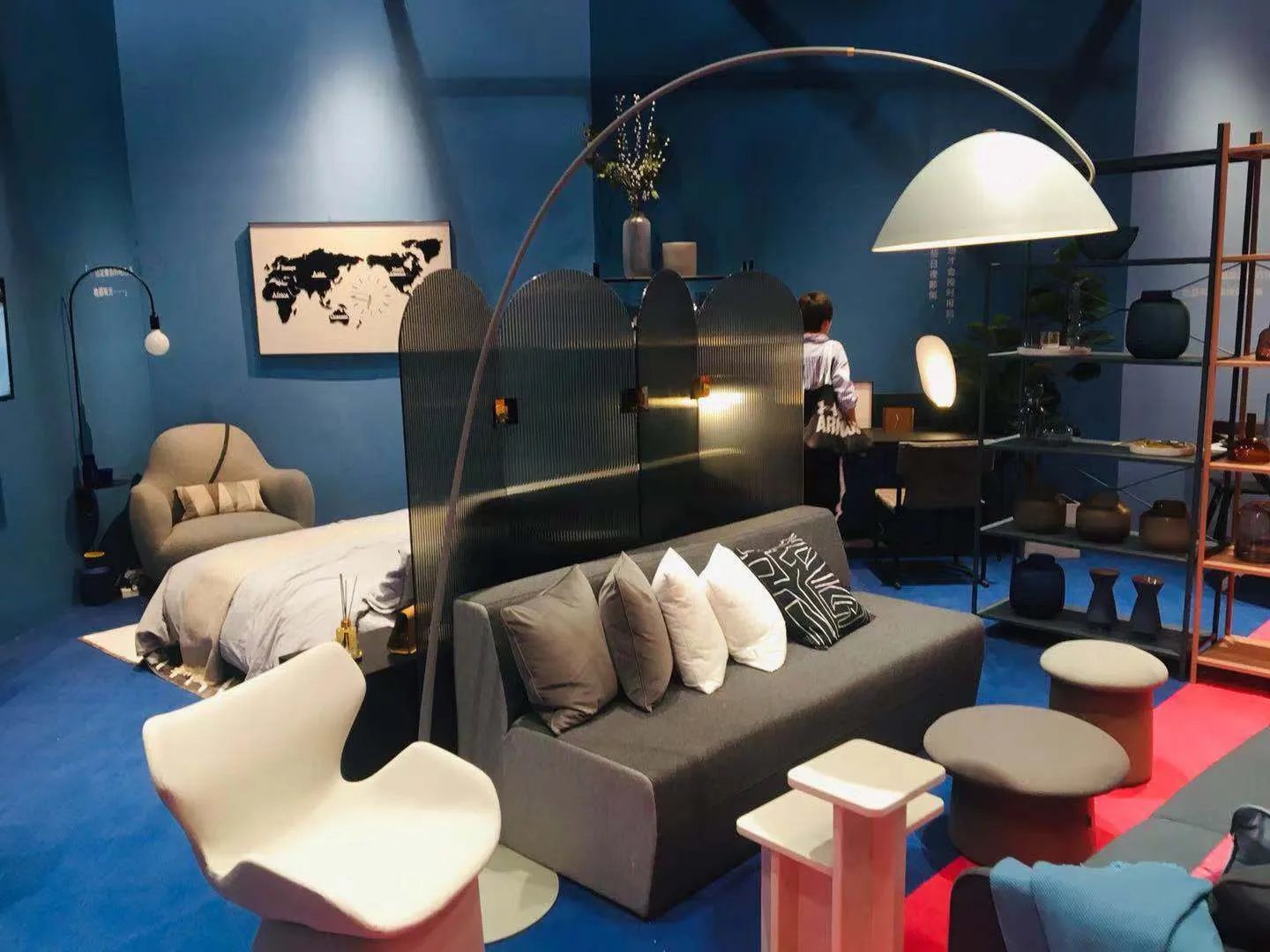 家具展上看家具：那些活色生香的家具们