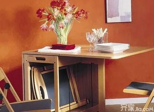 折叠餐桌方便又实用  小户型餐厅必备