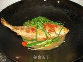 红烧鲤鱼