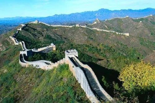 孟姜女的故事中 哭倒的是哪段长城是山海关吗