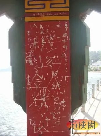 埃及神庙刻字者引公愤 盘点中国式“到此一游”