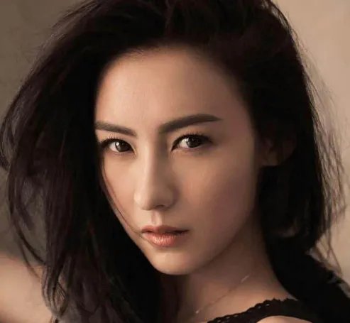 张柏芝罕见提到谢霆锋,如今终于释怀,对他的称呼非常得体,称呼什么?