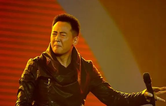 超越梦想的歌词