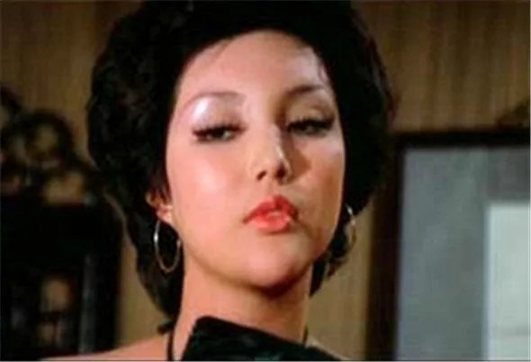 余莎莉现状照片凄惨 昔日白小曼年老珠黄