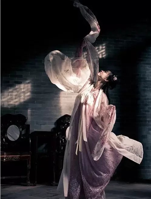 中国十大国粹：中医第三，京剧第四，它排第一