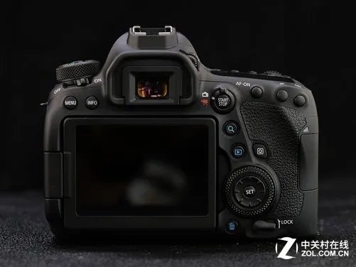 2620万像素全幅单反 佳能6D2单机9199元