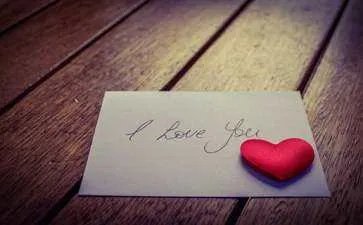 触动人心的情感爱情句子