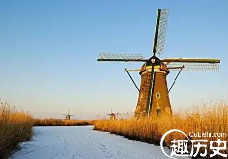 盘点世界十大最富国家中国超日本成第二富国家