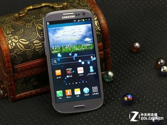 四核神器 三星GALAXY S III报价仅1399元