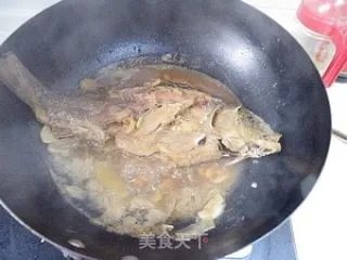 红烧鲤鱼