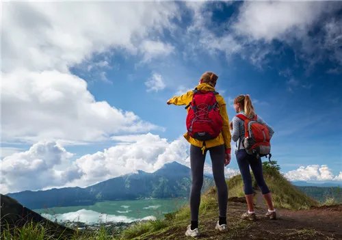 徒步旅行装备有哪些 旅行常用装备推荐
