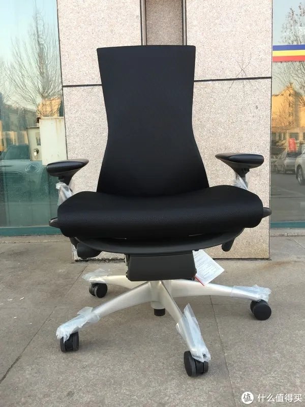 Herman Miller Embody人体工学椅三款面料简单介绍及日常维护