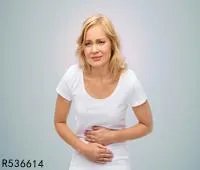 小肚子胀就是不来例假怎么办