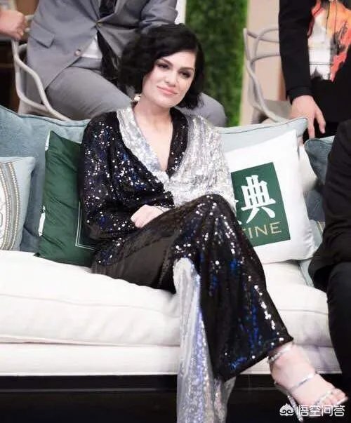 如何评价jessiej结石姐在instagram上发帖说她是歌手节目的第一位国际嘉宾?