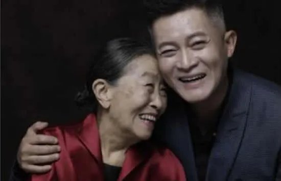 苏岩是张少华和谁生的 张少华究竟有几个儿子和女儿