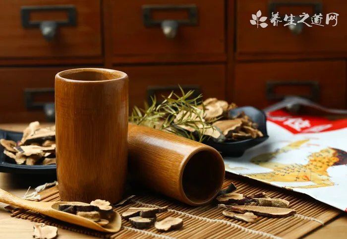 拔罐黑紫色说明什么