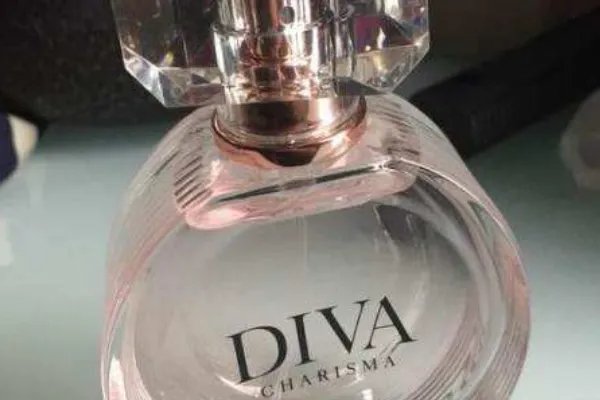 冰希黎香水属于什么档次化妆品？