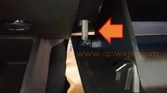 汽车空调滤芯更换步骤图解