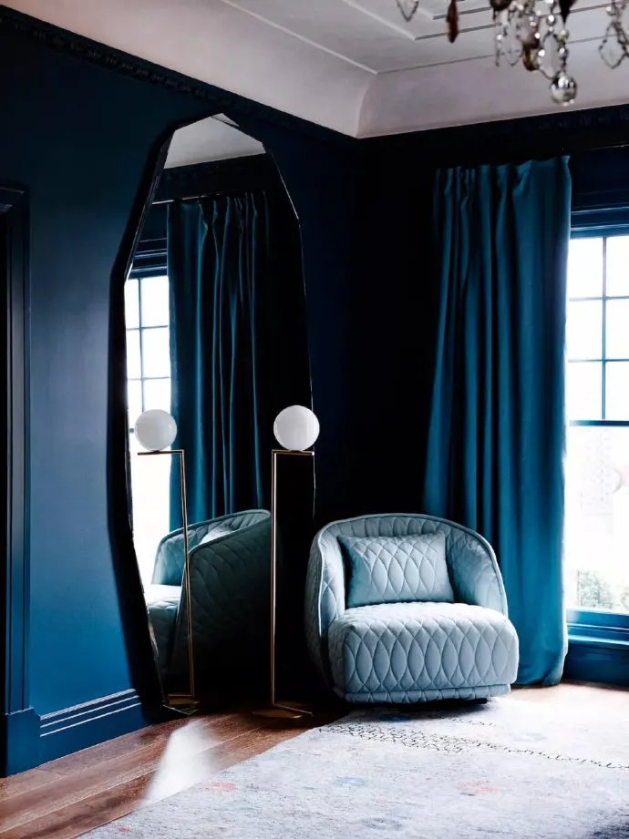 蓝色诱惑和魅力