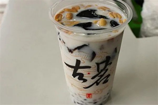 全国十大奶茶品牌：一点点上榜，蜜雪冰城第一