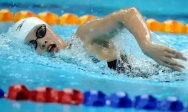 50米自由泳大概要多少秒