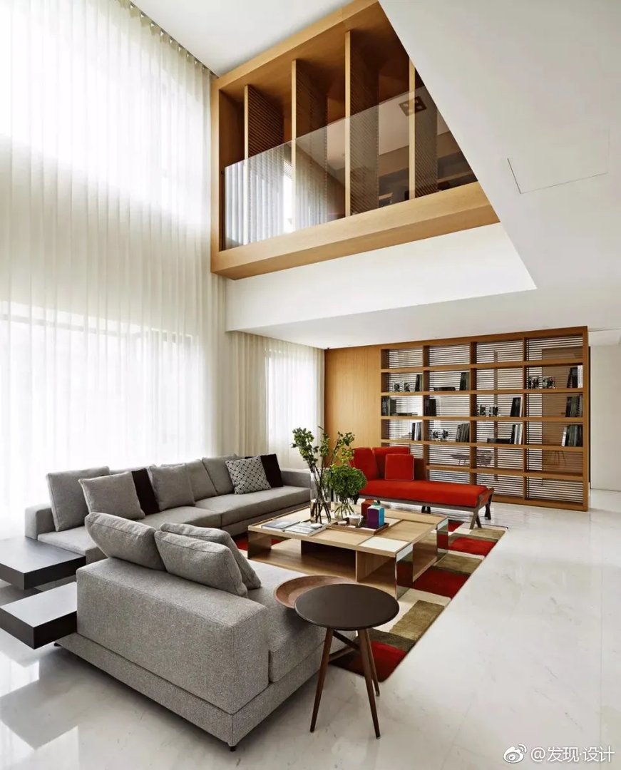 李玮珉-上海陈公馆考虑到建筑空间的气氛和色彩把控，空间构成组...