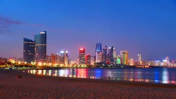 中国的海边城市都哪些？比较著名的海边城市又有哪些？
