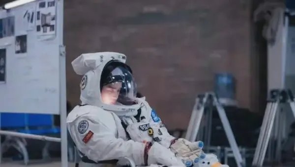 航天员太空要度过半年的时光,他们过年会吃饺子吗?