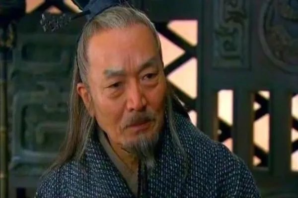 刘表坐拥荆州七郡，精兵十万为何最后会成为自守之贼？