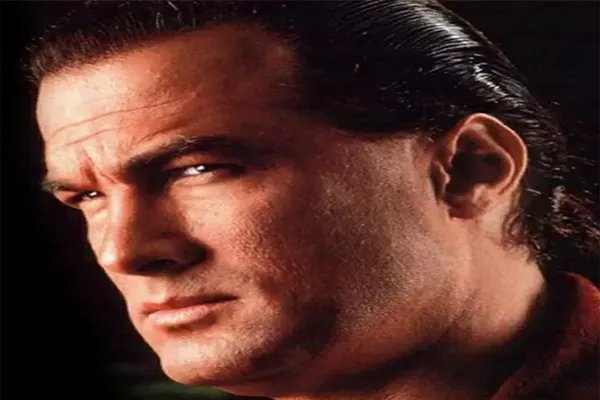 美国武打明星排行榜 第一名是第一位打入好莱坞的中国华人