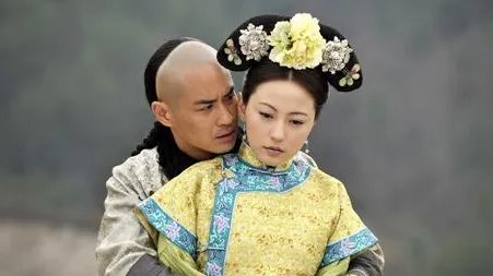 马尔泰若兰流产的孩子是谁的