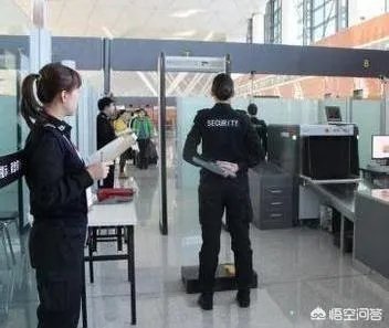 家长掩护孩子坐飞机逃票，全机乘客重新安检，你怎么看？