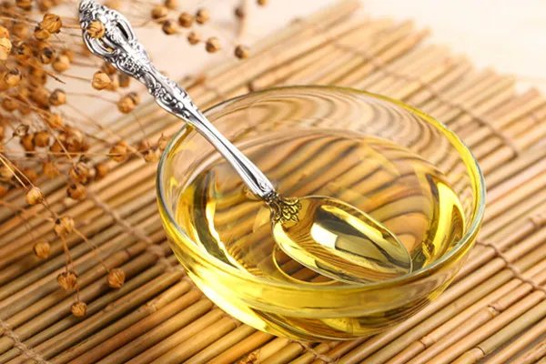 红花油的作用与功效